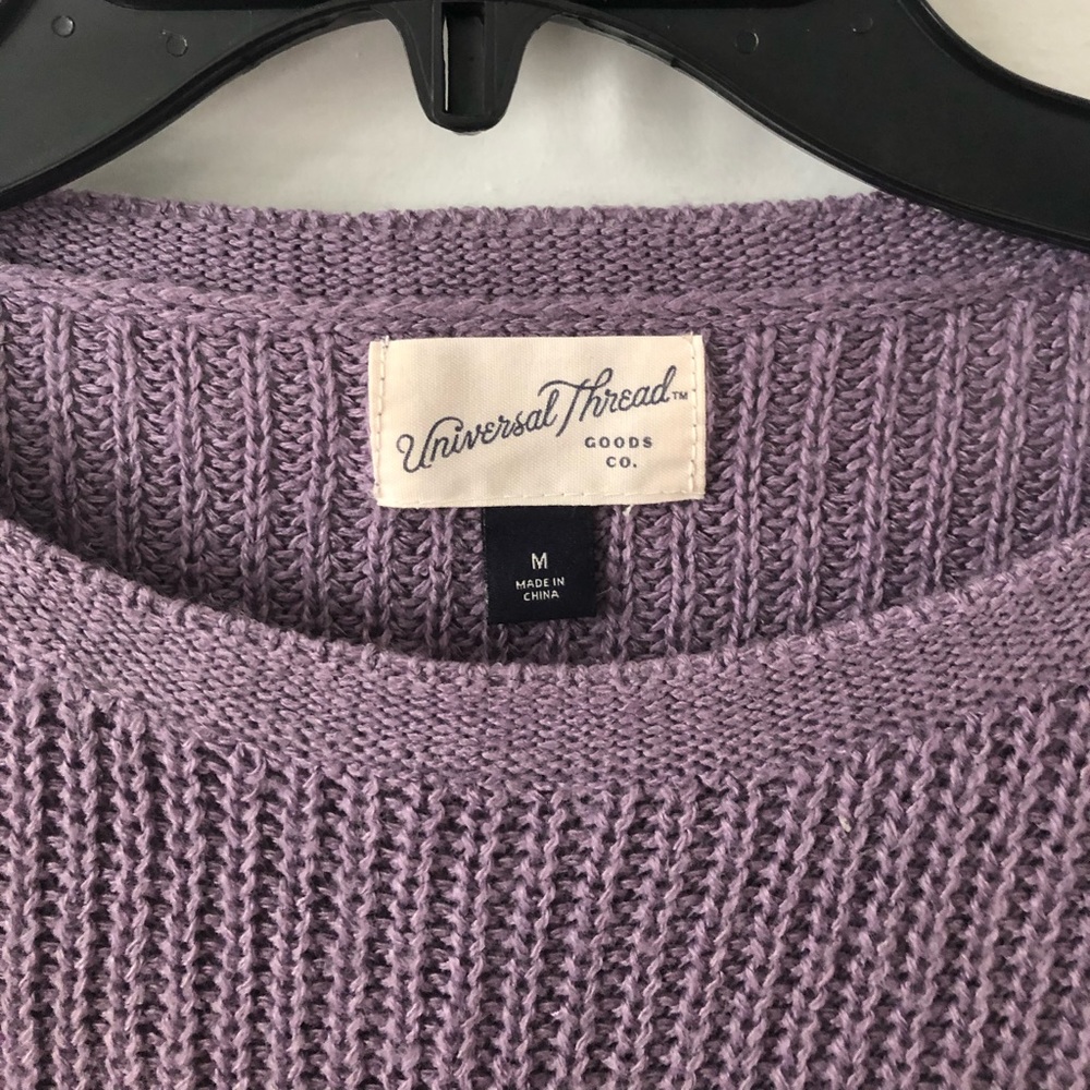 💜 Cute Sweater 💜 - Picture 4 of 4